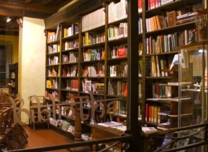 bibliothe  foto  libri